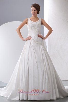 Scoop Appliques Chapel Train Taffeta Wedding Gown