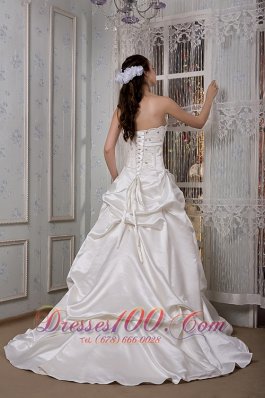 Appliques Court Train Taffeta Beaded Wedding Dress