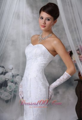 Mermaid Sweetheart Court Train Lace Wedding Dress