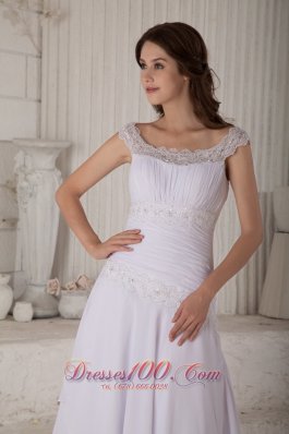 Embroidery Scoop Chiffon Wedding Dress Court Train