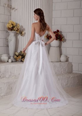 Appliques Tulle Sweetheart Brush Wedding Dress