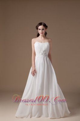 Empire Tulle Strapless Appliques Beach Wedding Dress