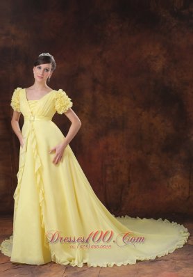 Yellow Neck Short Sleeves Flowers Wedding Dress