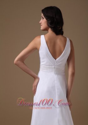 Dapper Empire V-neck Chiffon Beaded Wedding Dress