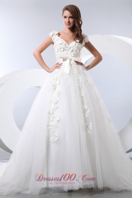 Gorgeous Sassy A-line V-neck Taffeta Tulle Wedding Dress