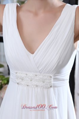 Unique A-line V-neck Wedding Dress Chiffon Ruch Appliques