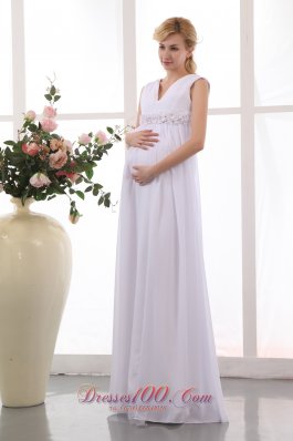 Populor V-neck Maternity Wedding Dress Chiffon Beaded