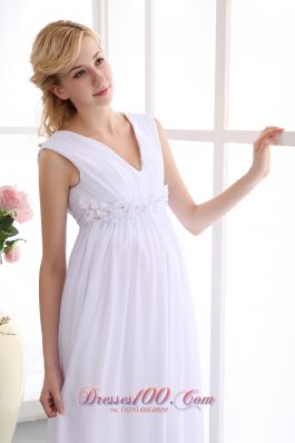 Populor V-neck Maternity Wedding Dress Chiffon Beaded