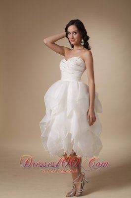 Unique A-line Sweetheart Beading Organza Wedding Dress