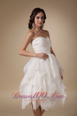 Unique A-line Sweetheart Beading Organza Wedding Dress