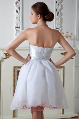 Sexy A-line Strapless Organza Ruched Wedding Dress Chic