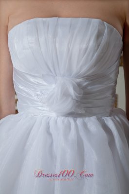 Sexy A-line Strapless Organza Ruched Wedding Dress Chic