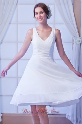 Simple A-line V-neck Knee-length Chiffon Wedding Dress