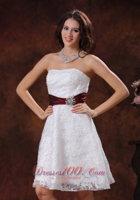 Gorgeous Sassy Smart Trendy Lace Short Wedding Gowns
