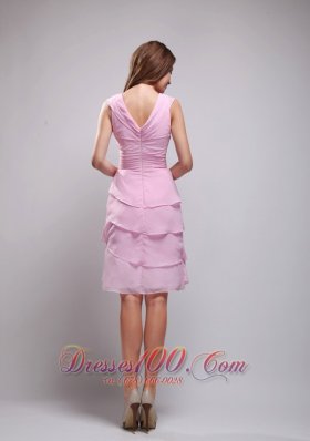 Column V-neck Knee-length Chiffon Prom Homecoming Dress