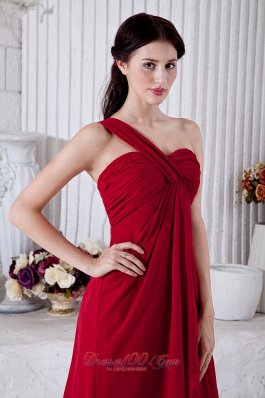 One Shoulder Wine Red Mini-length Bridesmaid Dress Ruched