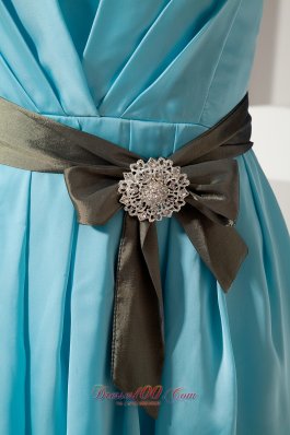 Aqua Blue Taffeta Knee-length Bow Bridesmaid Dress Ruched