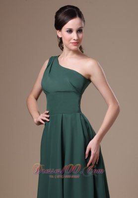 Hunter Green One Shoulder Homecoming Dress Watteau Train