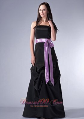 Customize Black Cloumn Bridesmaid Gowns Spaghetti Straps