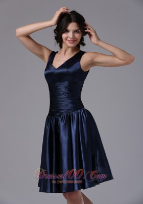 Empire V-neck Ruching Navy Blue Bridesmaid Dress