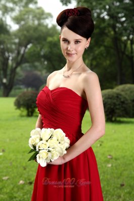 Sweetheart Knee-length Burgundy Bridesmaid Dress Empire