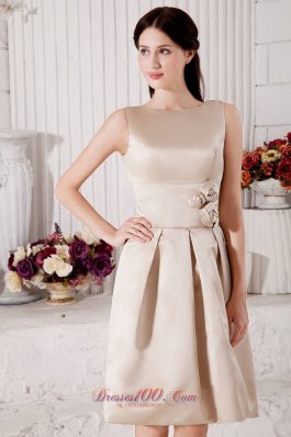 Champagne Bateau Prom / Cocktail Dress Knee-length