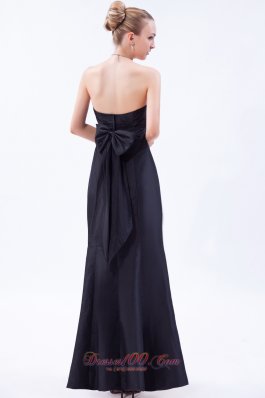 Satin Ruch Navy Blue Column Strapless Bridesmaid Dress