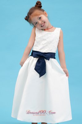 Affordable White Little Girl dress A Line with Black bow