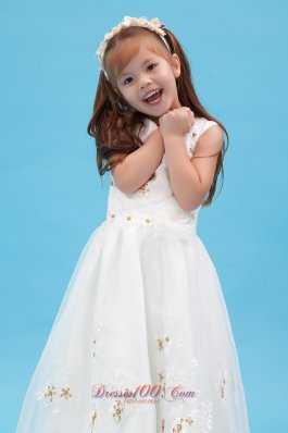 Discount Spring White V-neck Applique Flower Girl dress