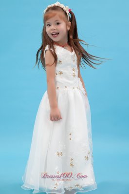 Discount Spring White V-neck Applique Flower Girl dress