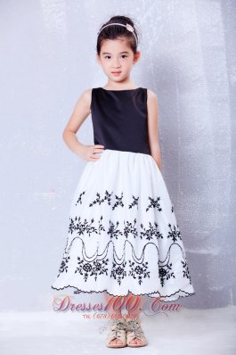 Glamorous Baby Girl Pageant Dresses Black Embroidery