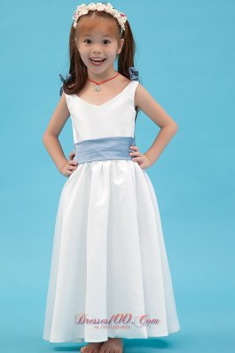 V-neck Colored Belt Flower Little Girl Dresses