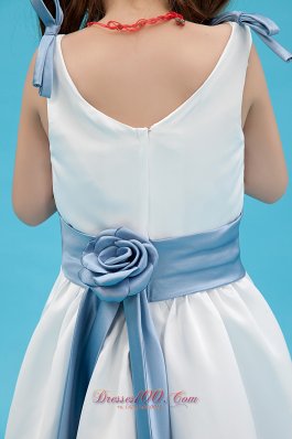 V-neck Colored Belt Flower Little Girl Dresses