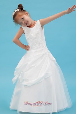 White Little Girl Dresses Beading and Applqiues