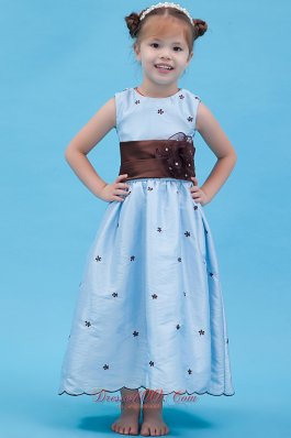 Appliques Baby Blue Colored Flowers Little Girl Dress