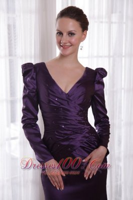 Dark Purple Sheath V-neck Taffeta Mom's Dress