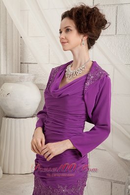 Eggplant Purple Column V-neck Knee-length Chiffon Appliques Mother Of The Bride Dress