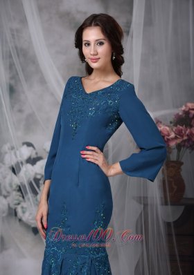 Green Mermaid V-neck Beading Mother Dresses