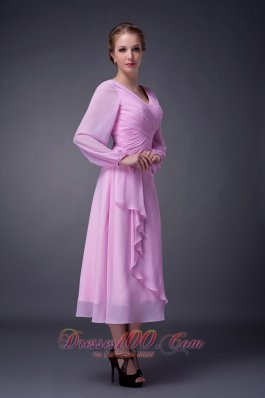 Baby Pink Empire V-neck Mother Of The Bride Dress Tea-length