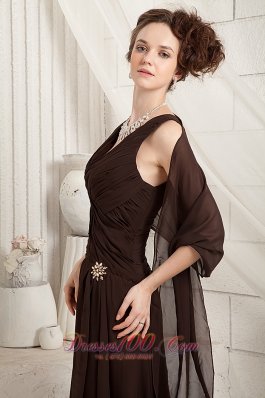 Brown V-Neck Ruched Chiffon Mother In Law Dress