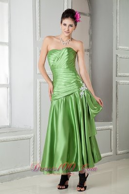 Spring Green Ruched Tea-Length Mothers Dresses For Weddings