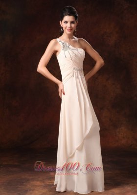 Champagne Appliques Beading One Shoulder Quinceanera Dress