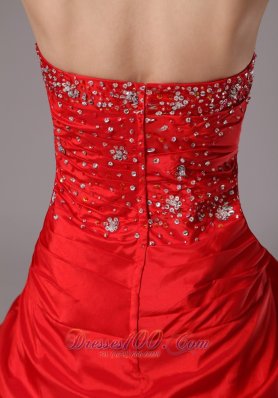 Red Beaded Decorate Pick-ups Prom Dress