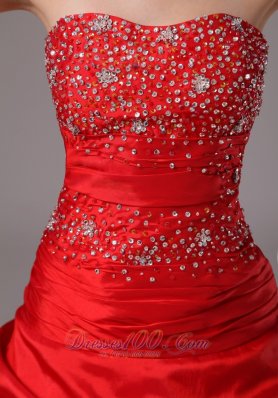 Red Beaded Decorate Pick-ups Prom Dress