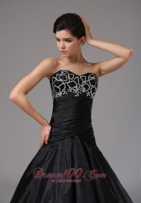 Black Organza Prom Dress With Brush Train Princess