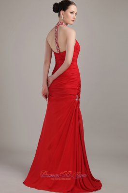 Red Column / Sheath Halter Ruch Prom Dress