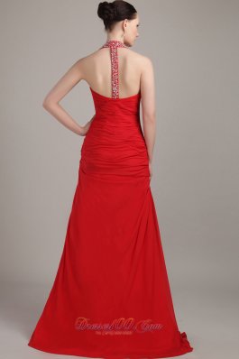 Red Column / Sheath Halter Ruch Prom Dress