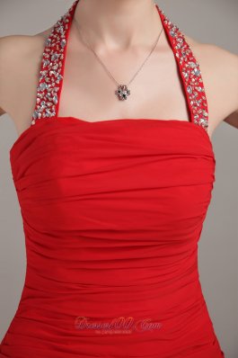 Red Column / Sheath Halter Ruch Prom Dress