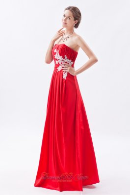 Column / Sheath Strapless Prom Dress RedTaffeta White Appliques