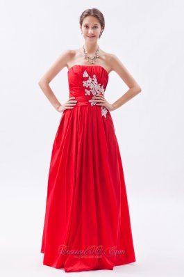 Column / Sheath Strapless Prom Dress RedTaffeta White Appliques